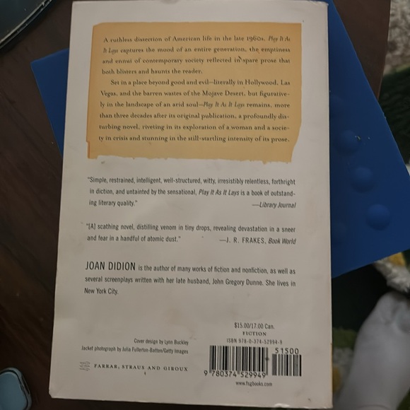 Joan Didion play it as it lays - Picture 2 of 2